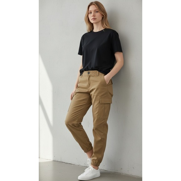 Aeropostale Pants - AERO High Rise Cargo Joggers Tan — Minimal‎ Normcore Utility Size M Neutral